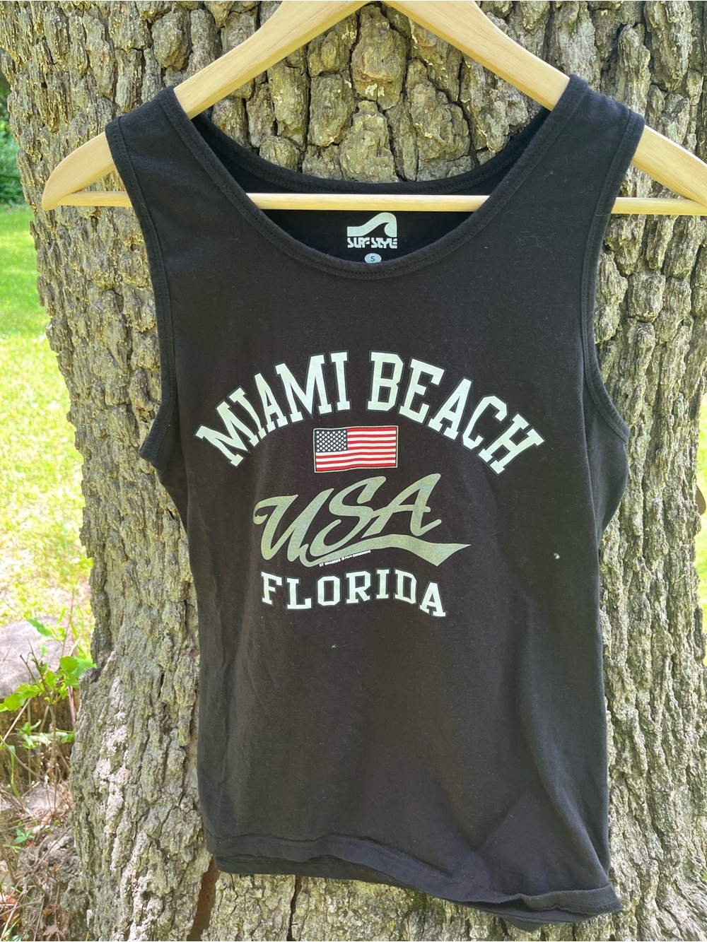 ⭐️Surf Style Graphic Tank in size S